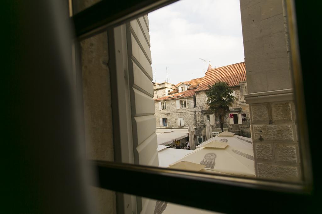 City Hostel Трогир Екстериор снимка