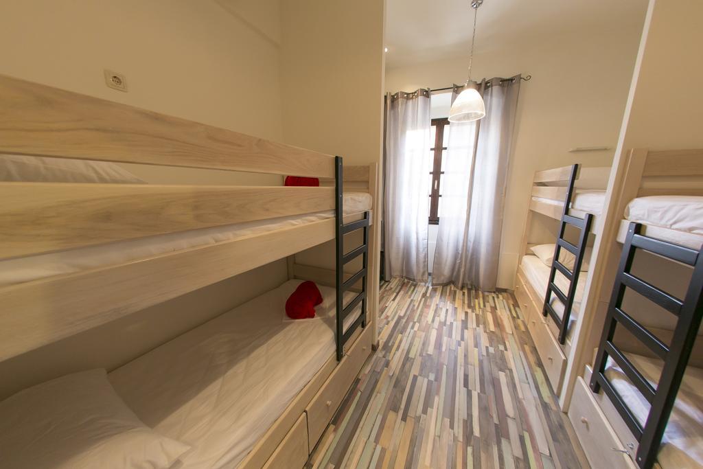 City Hostel Трогир Стая снимка