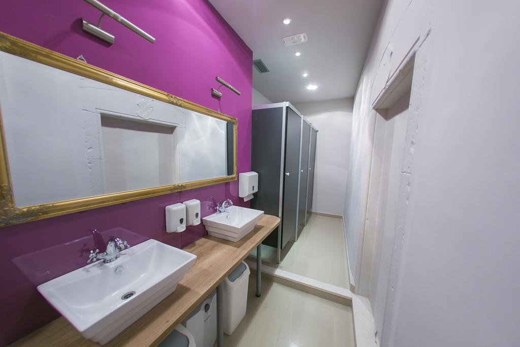 City Hostel Трогир Екстериор снимка